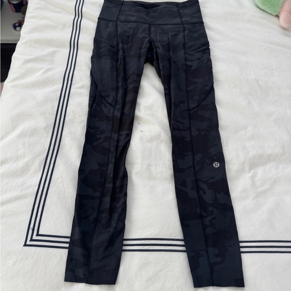 lululemon athletica Black Camo 7/8 Leggings